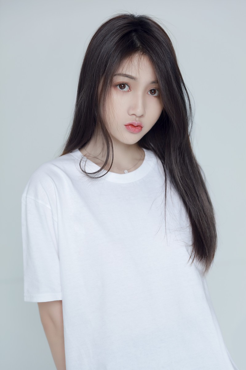 高冷的女孩也有可爱的一面