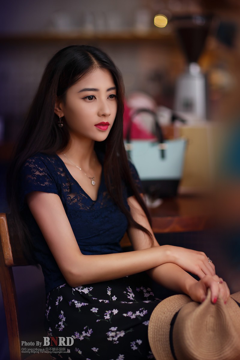 婷婷—婷婷玉立