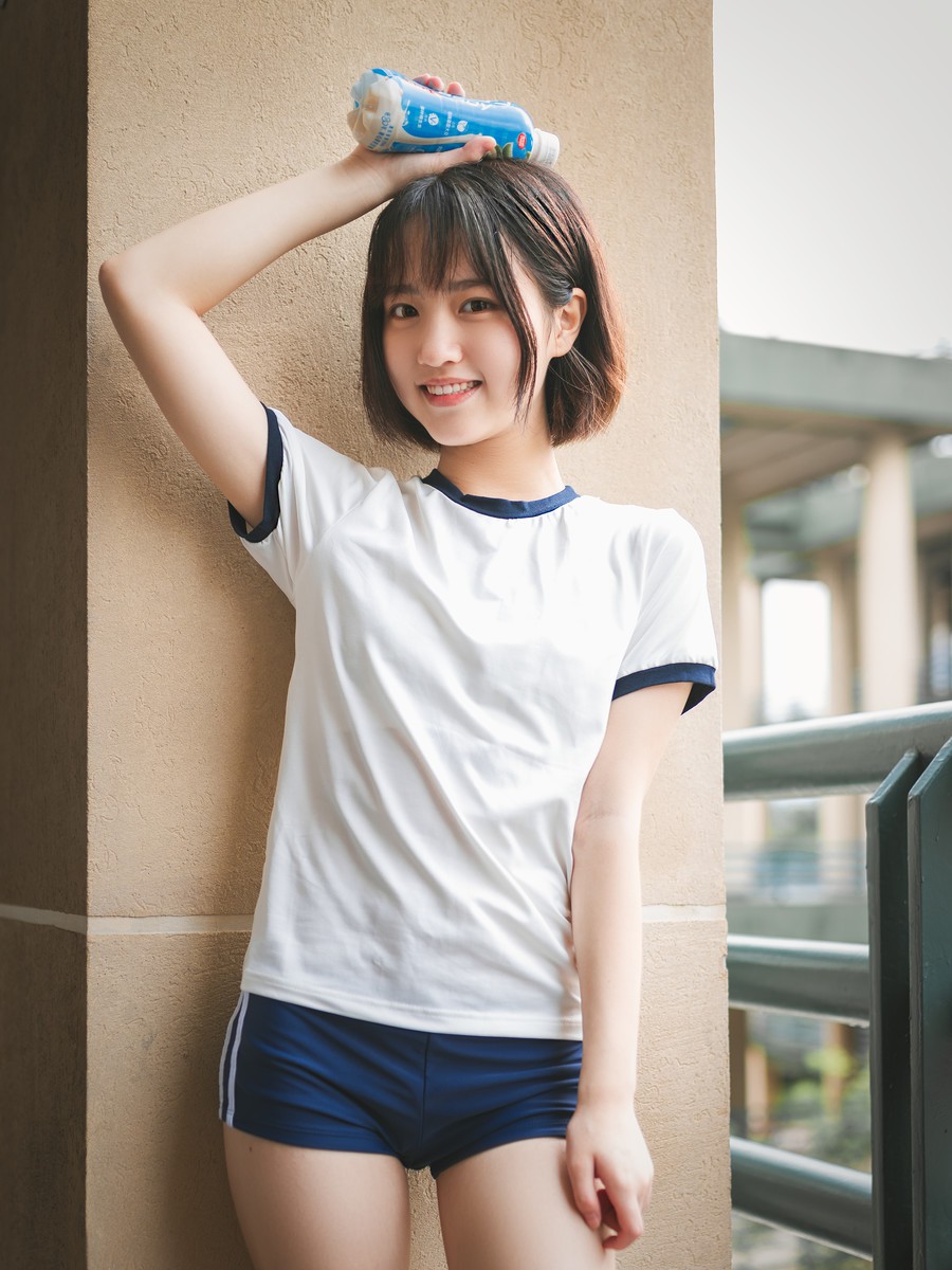 二妹—可爱的女孩