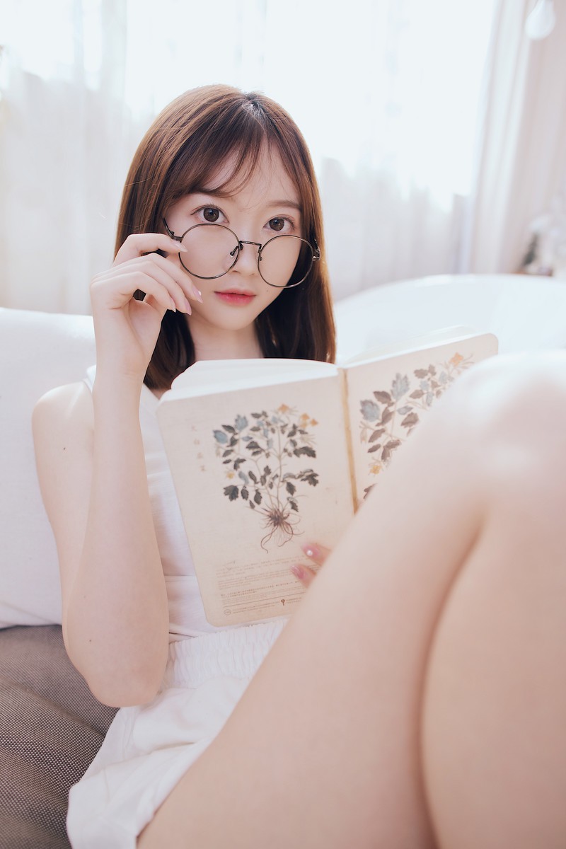 六月的可爱全被你占据