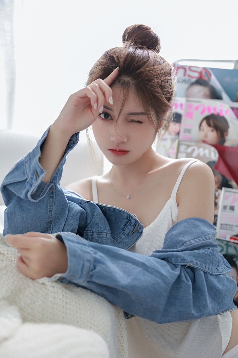 肤白貌美气质佳