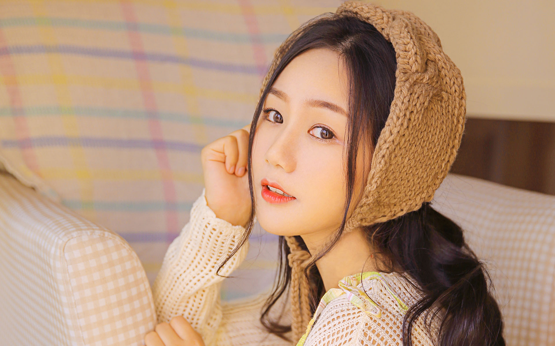 居家少妇美女