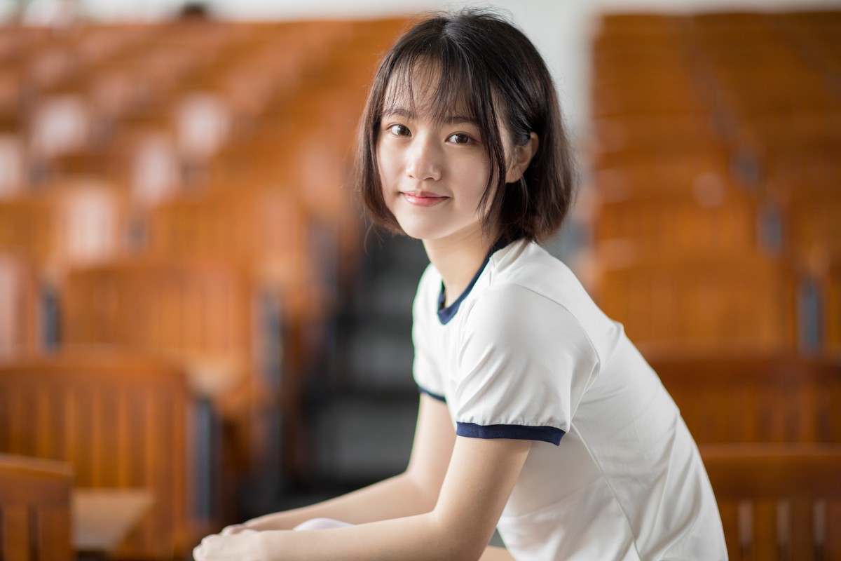 二妹—学校