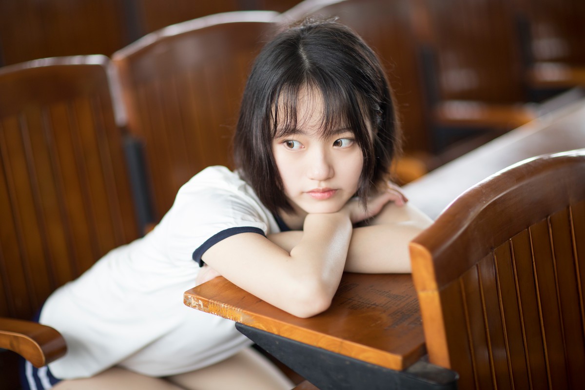 二妹—学校
