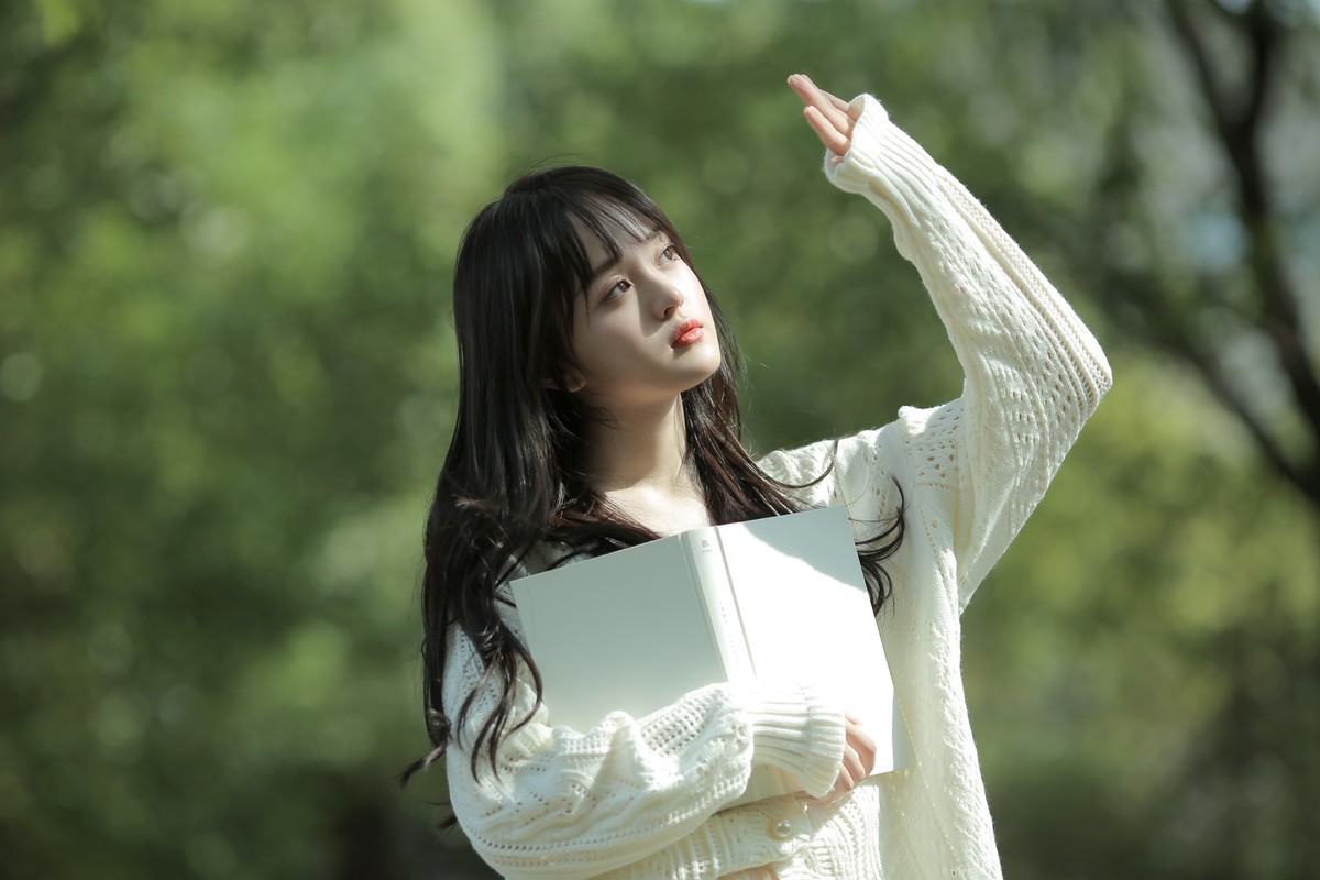 夏日有终曲，但人生无限时