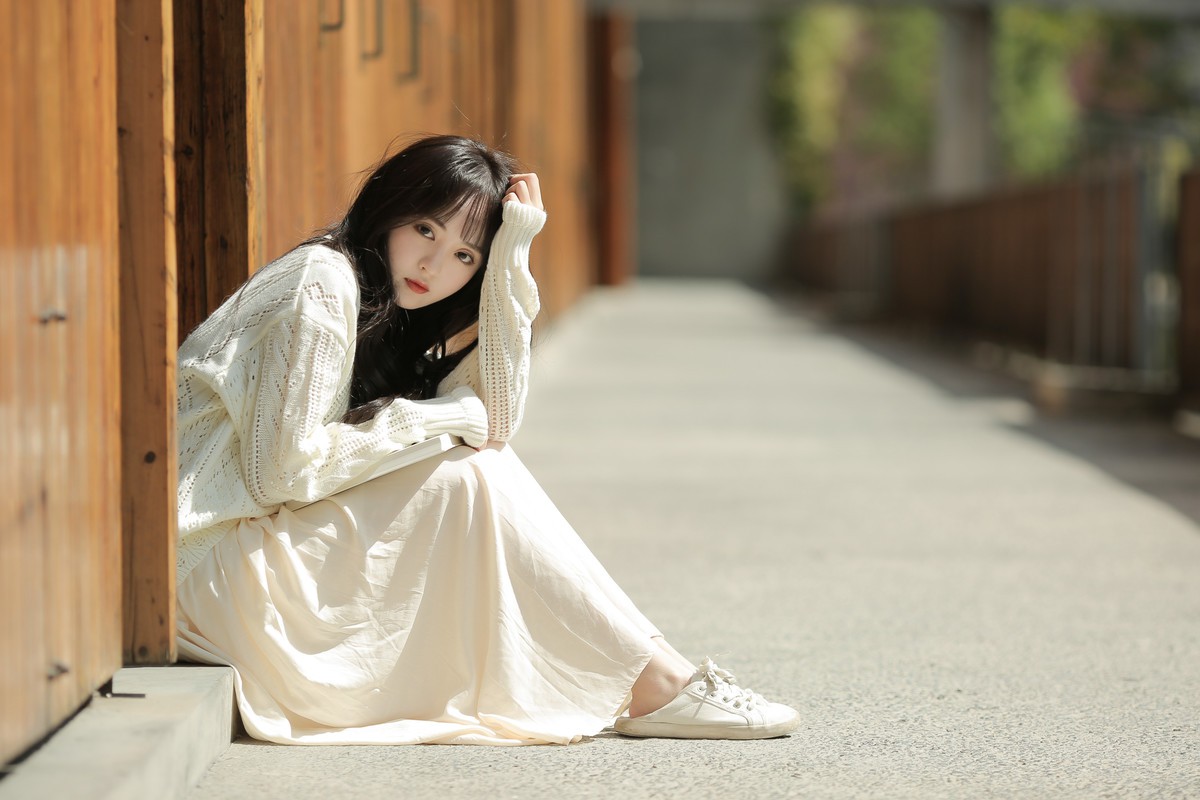 夏日有终曲，但人生无限时