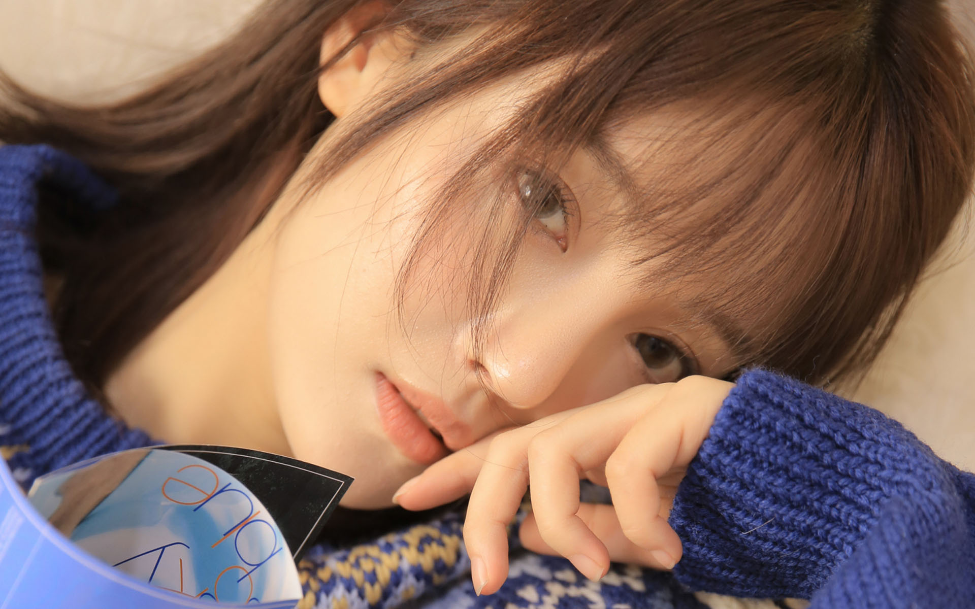 暖冬毛衣美女