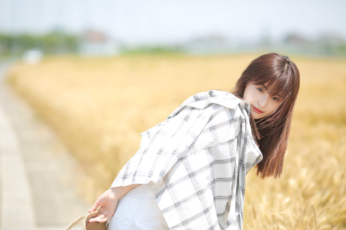 女孩儿的温柔不为世间停留