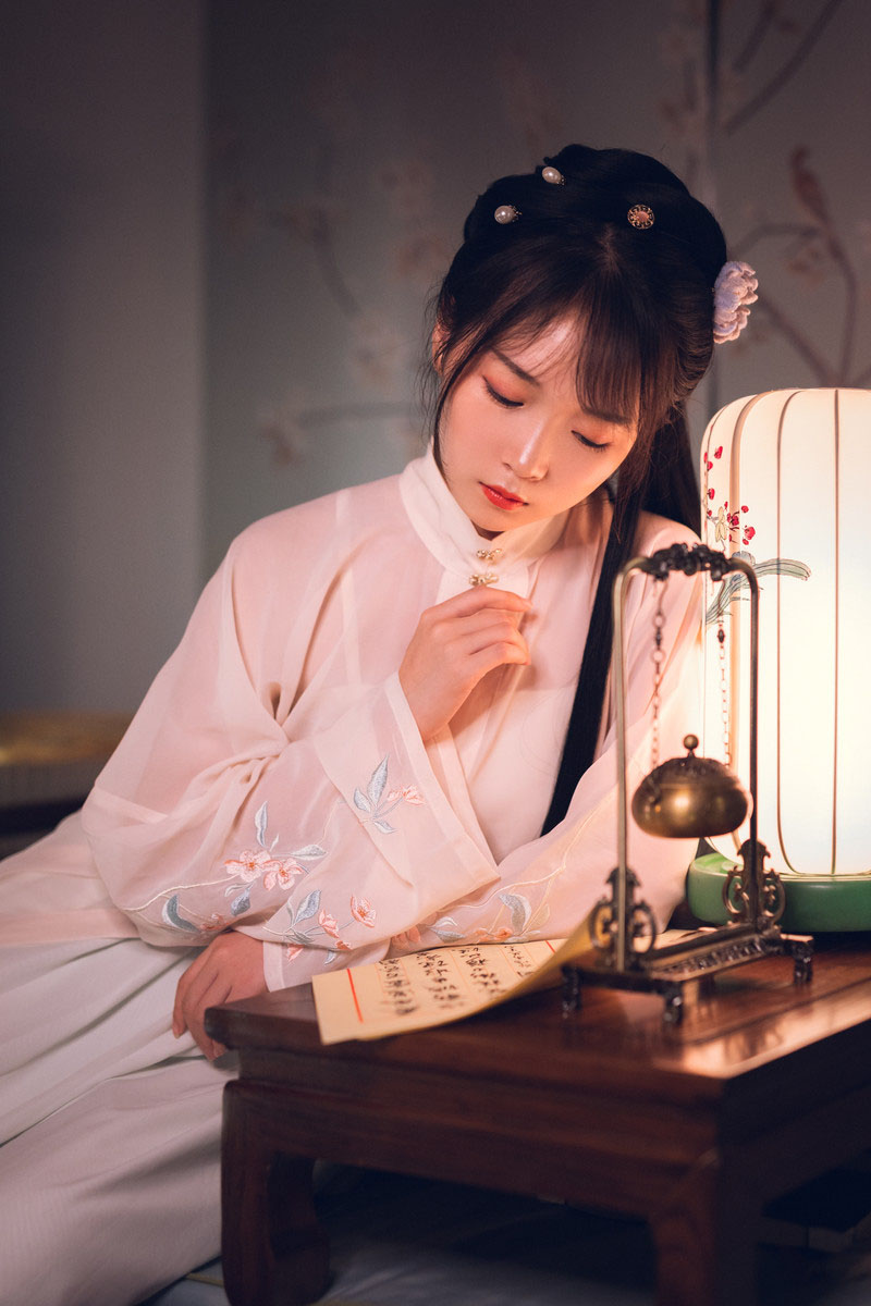 古风迷人美女