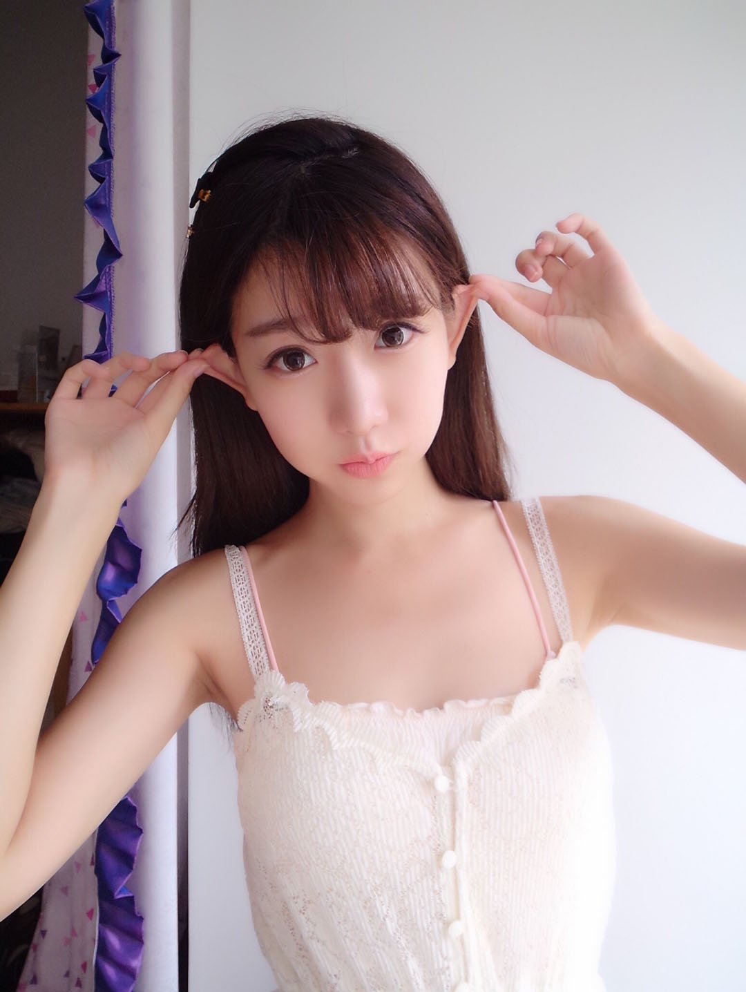陈潇，女，出生于1992年，北京人，中国模特，毕业于北方工业大学。