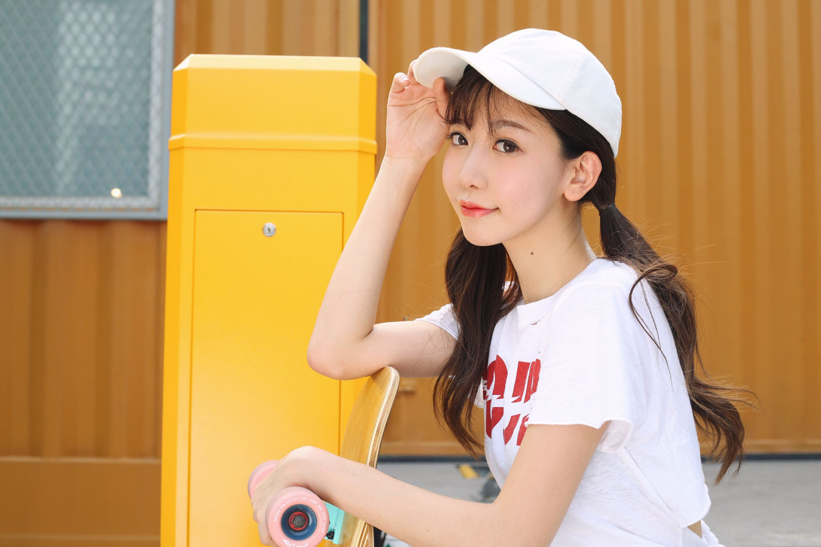 陈潇，女，出生于1992年，北京人，中国模特，毕业于北方工业大学。