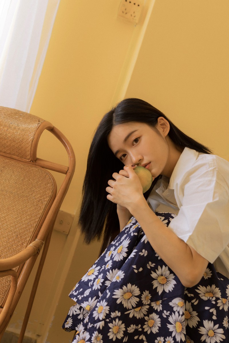 回忆翻起一串铁锈