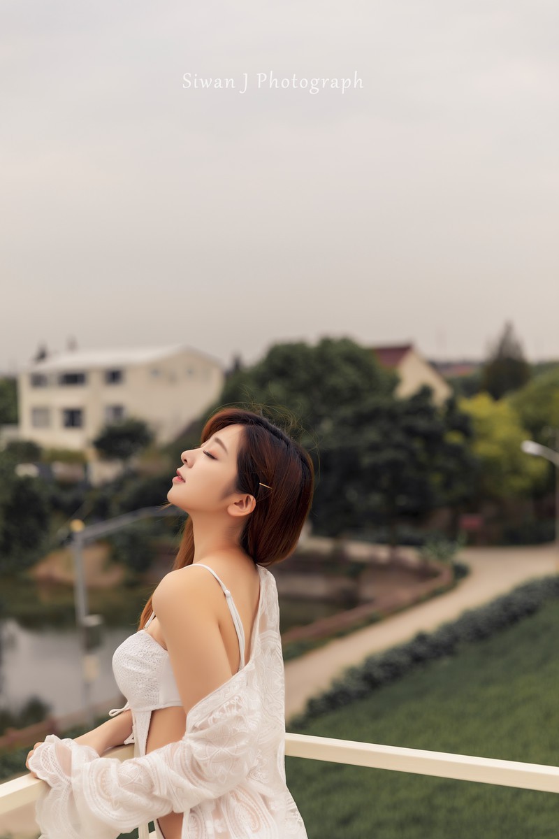 琳琳—泳池别墅