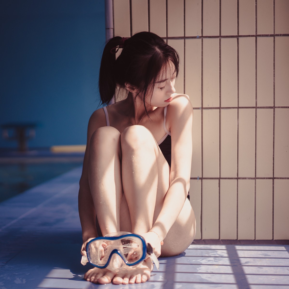 泳池水着