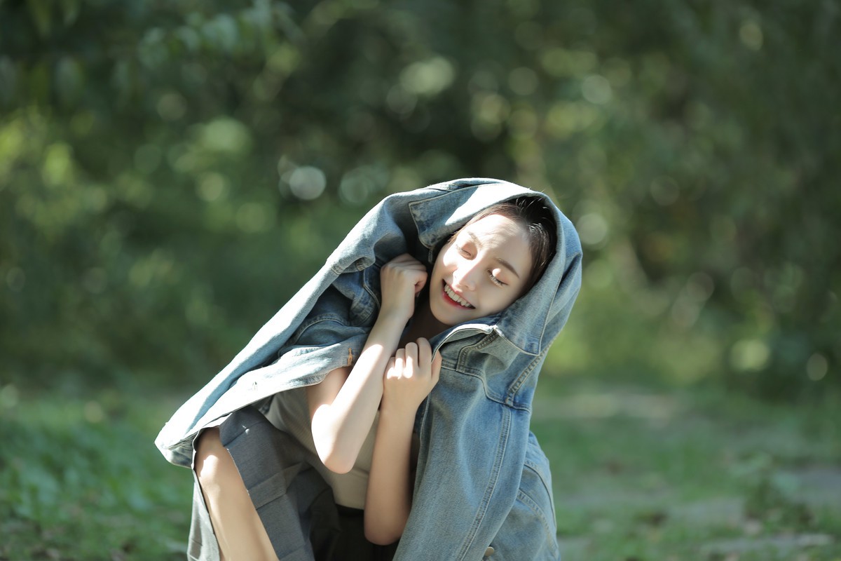 你是我藏在微风里的欢喜