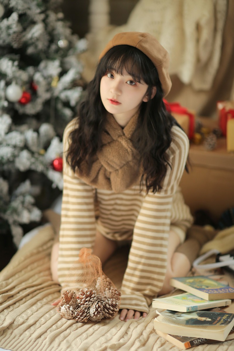 I Wanna Be Your Christmas