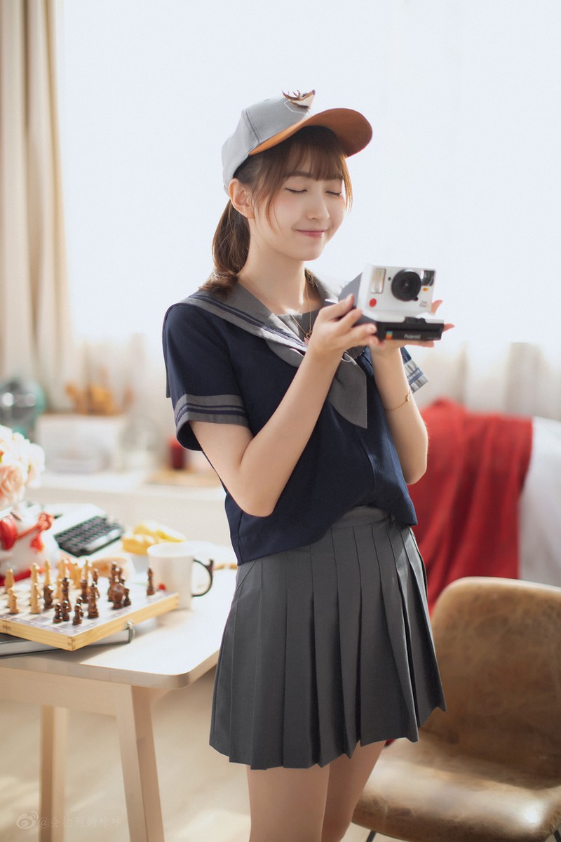 橙丁丁丁—yoga的鸽子少女