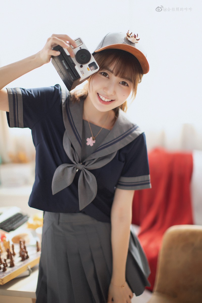 橙丁丁丁—yoga的鸽子少女