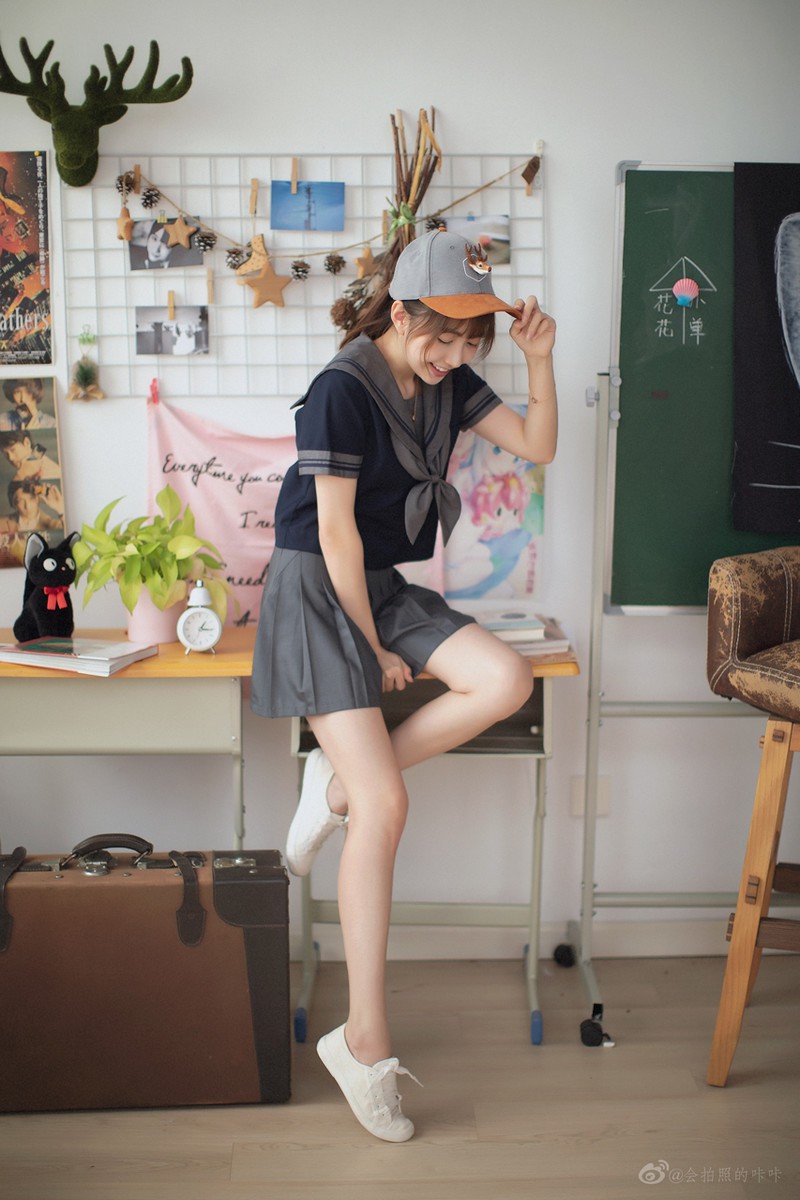 橙丁丁丁—yoga的鸽子少女
