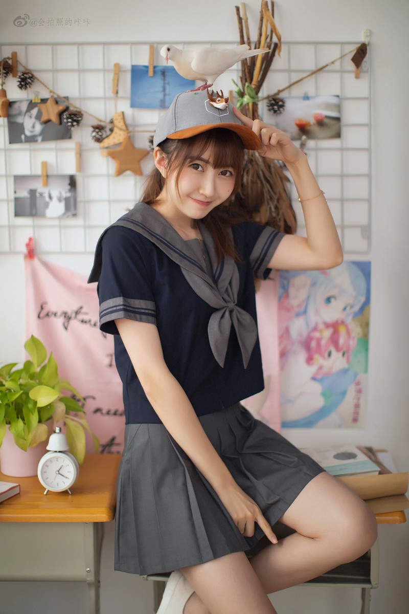 橙丁丁丁—yoga的鸽子少女