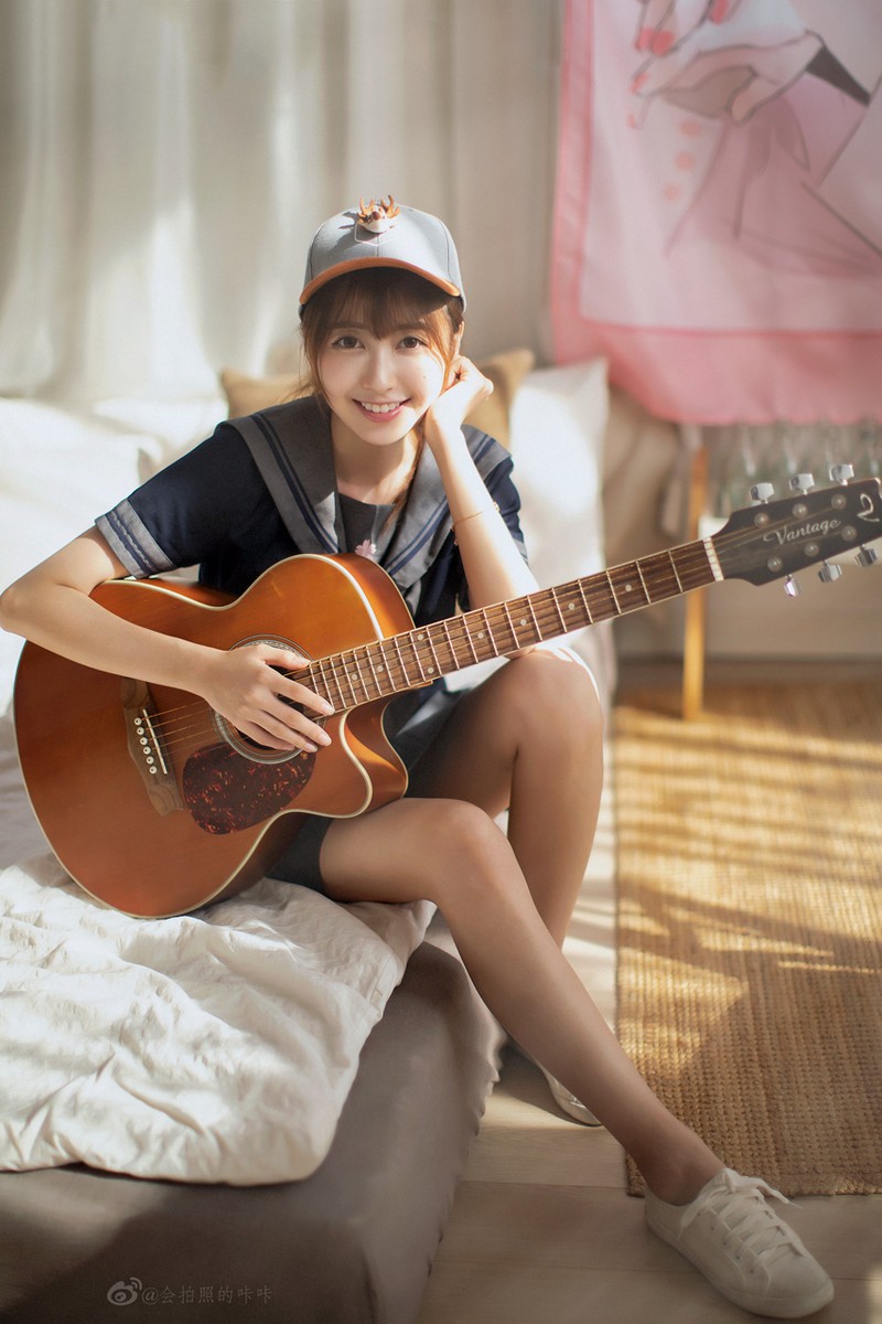 橙丁丁丁—yoga的鸽子少女