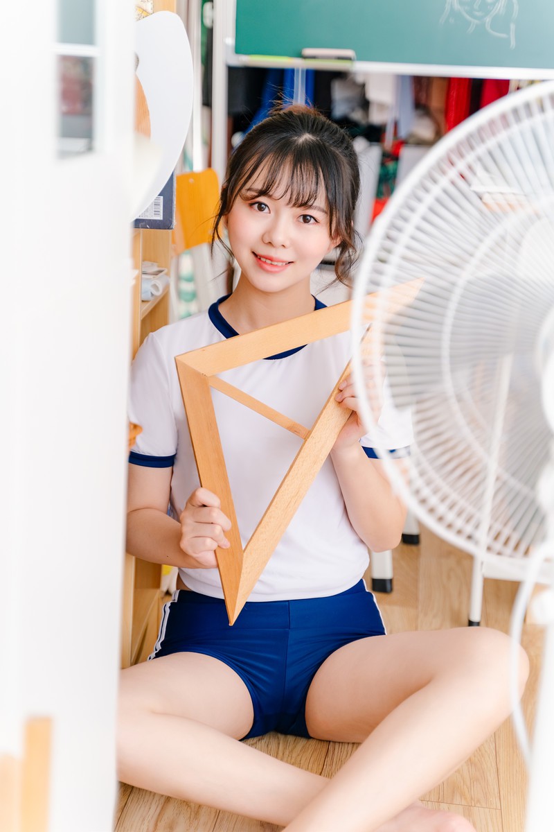 每个女孩都有少女情结