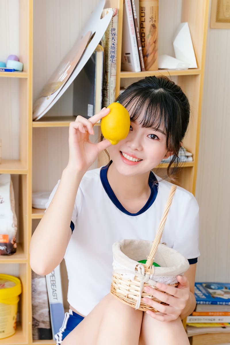 每个女孩都有少女情结