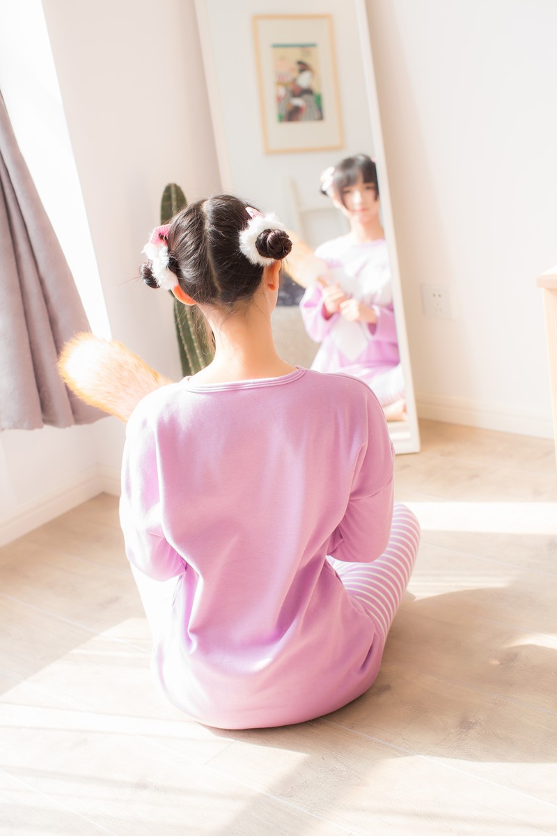 美女 & 睡衣