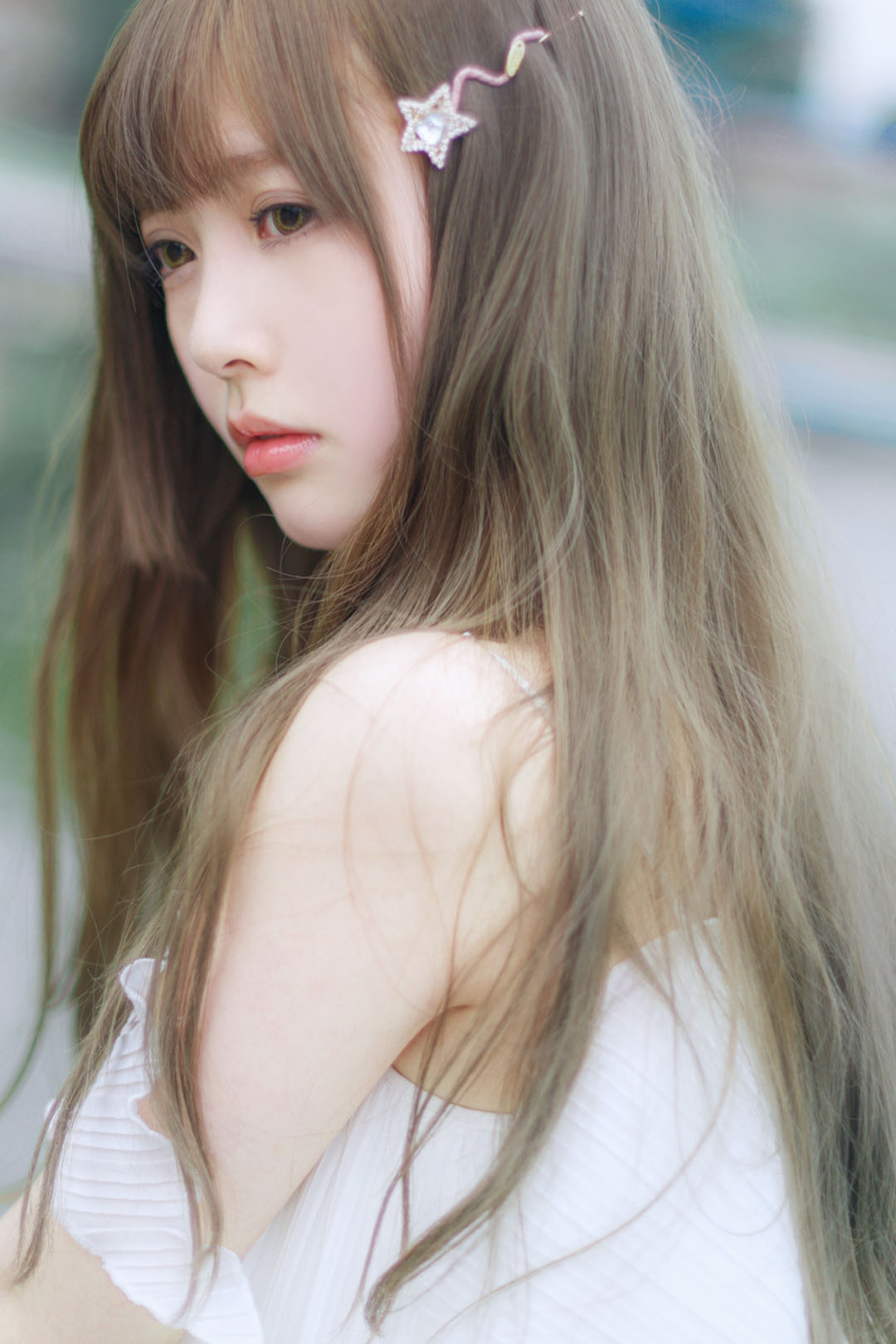 钟曼菲—遗失的美好