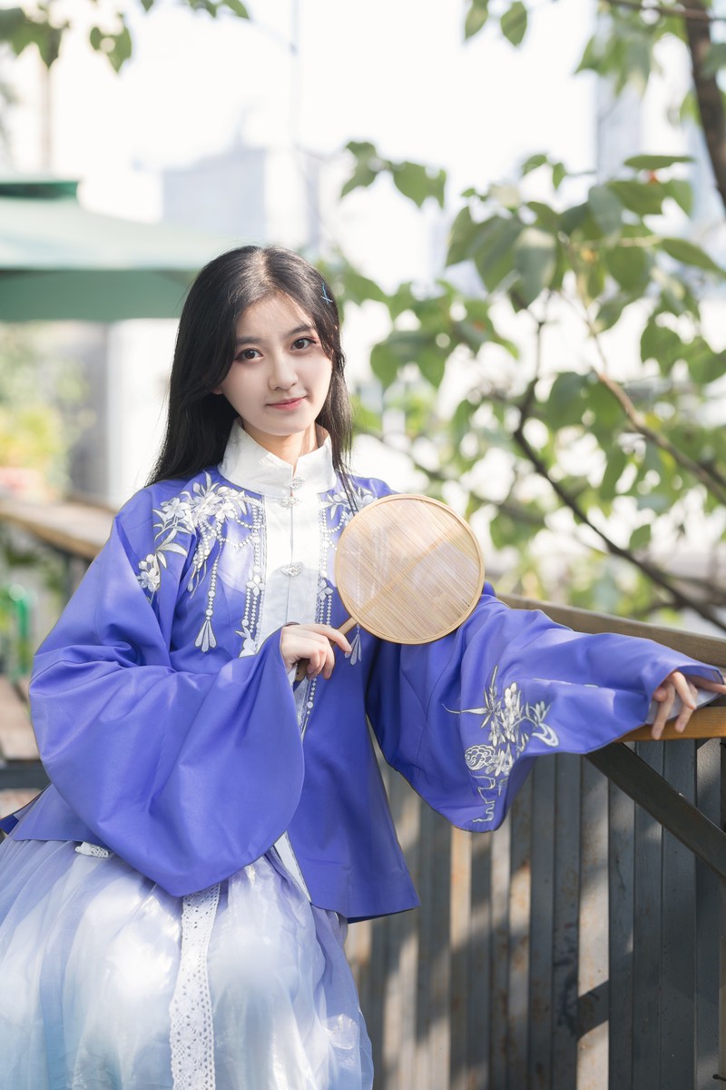 甜甜的小仙女