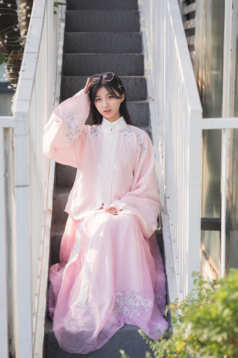 甜甜的小仙女