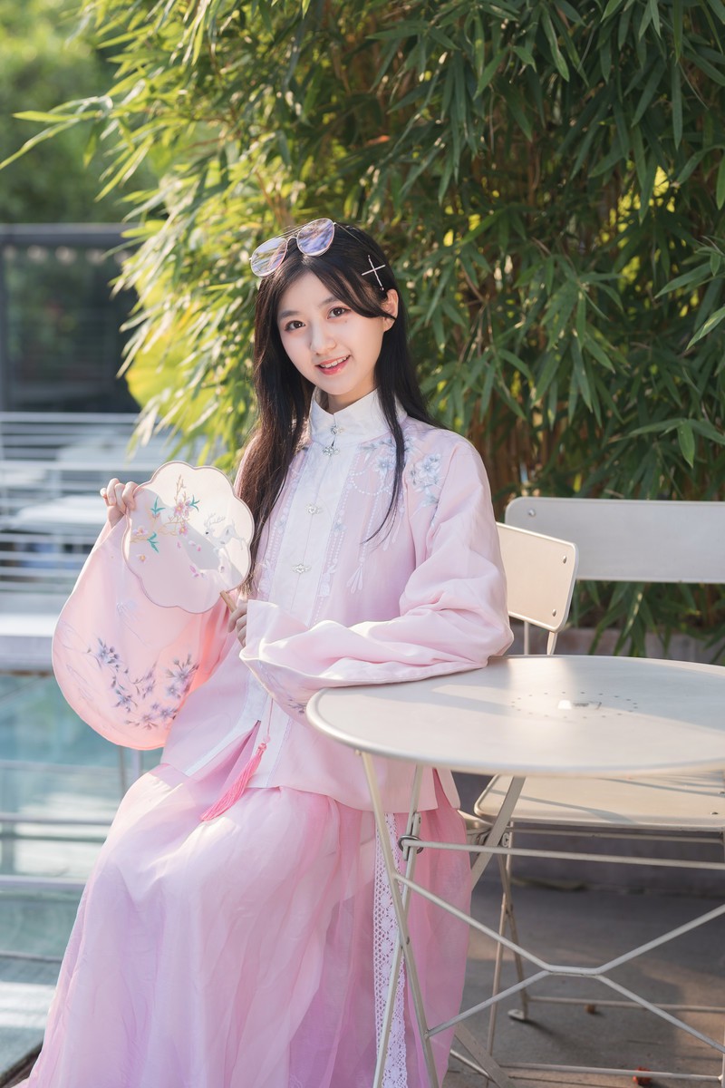 甜甜的小仙女