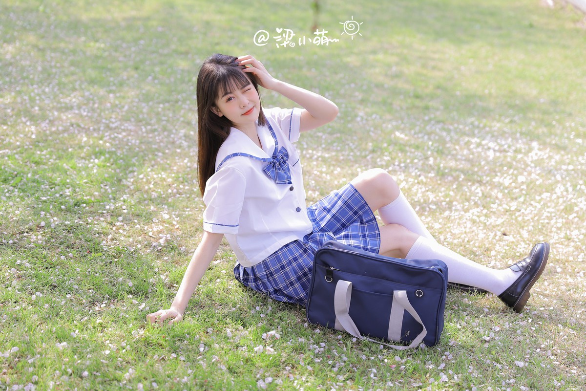 梁小萌—带你去看樱花雨