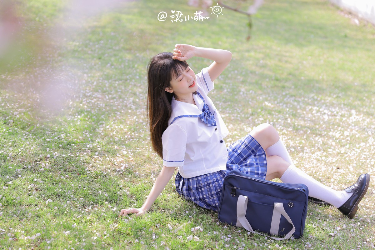 梁小萌—带你去看樱花雨
