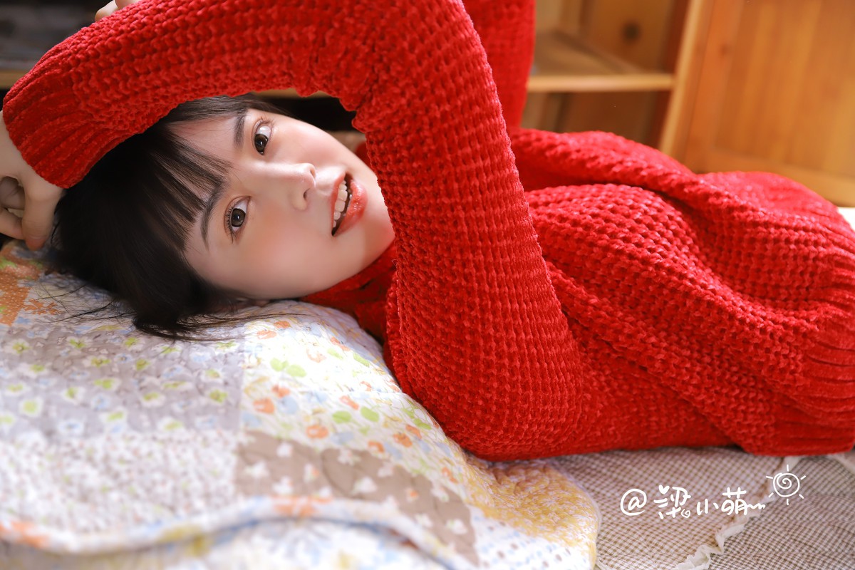 梁小萌—红色