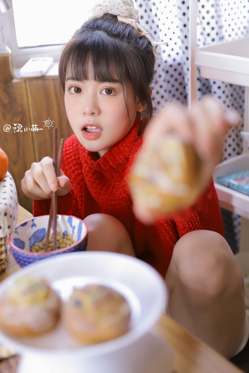 梁小萌—红色