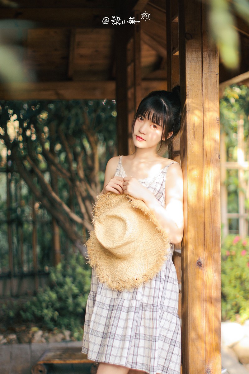 梁小萌—夏天来啦
