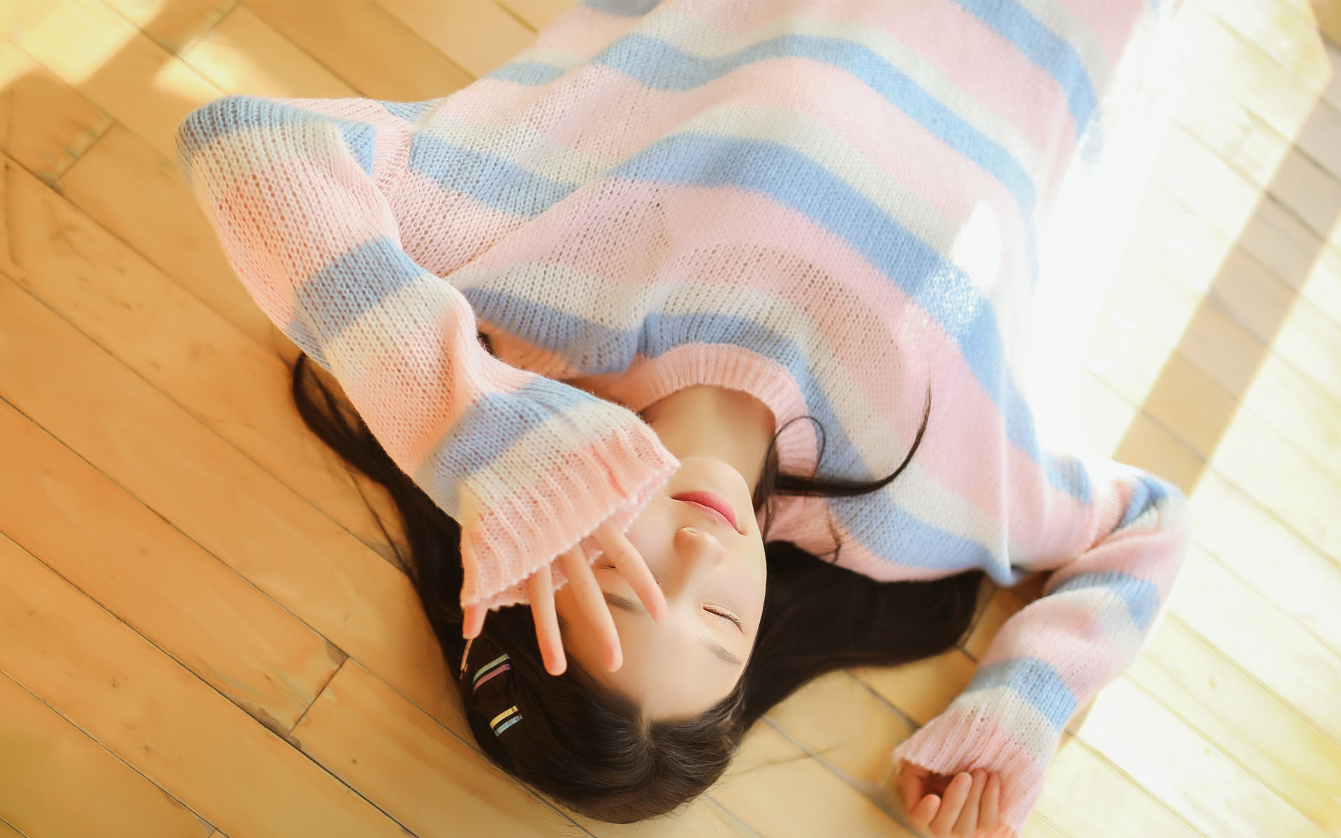 长腿美少女