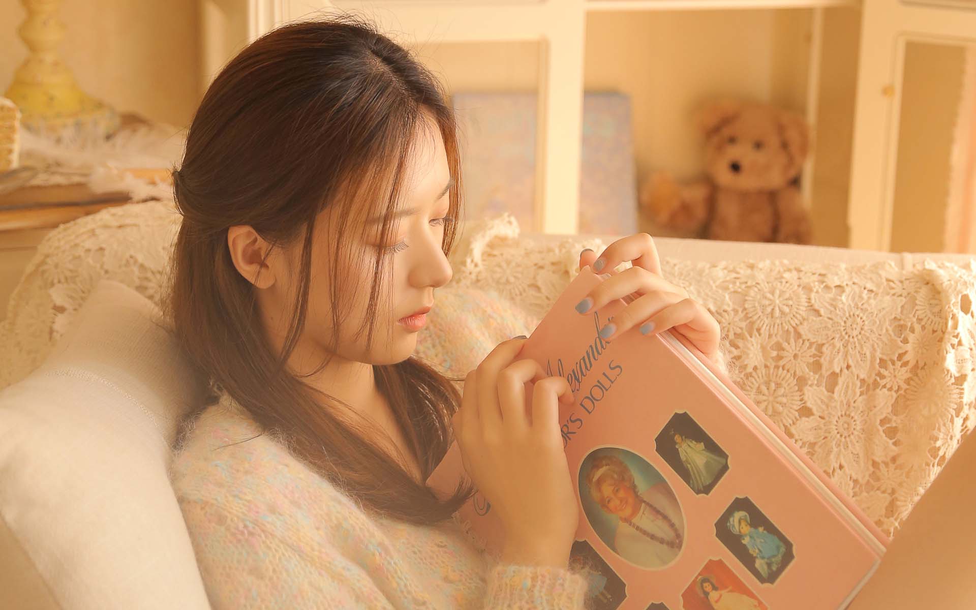 元气性感美女