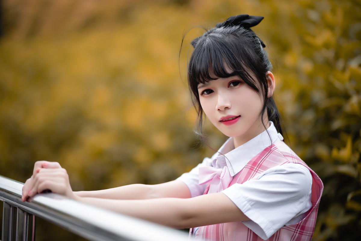 爻爻子